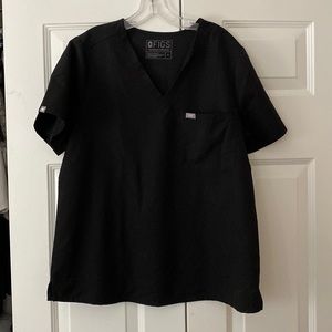 Figs scrub top - like new!